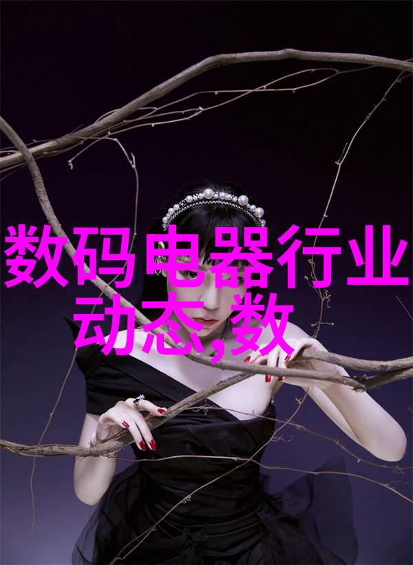 屋顶上的秘密花园偷窥者与花朵的幽默交响曲